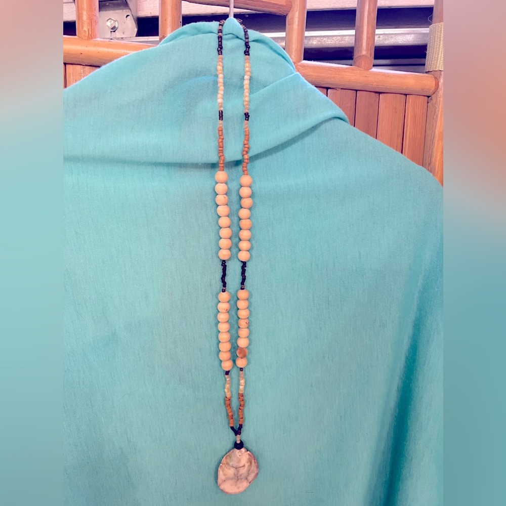 Amelia Island oyster shell necklace (handmade) 15.5”long. Assorted beads.